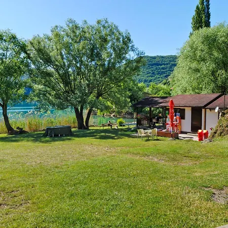 Gorgeous Holiday In With Garden *