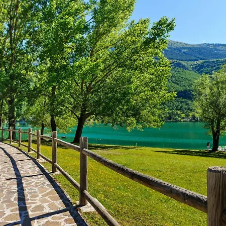 펜션 Gorgeous Holiday In With Garden 스칸노